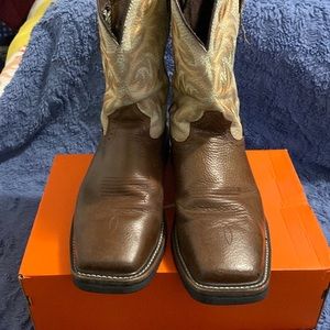 Size 11 steel toe work boots